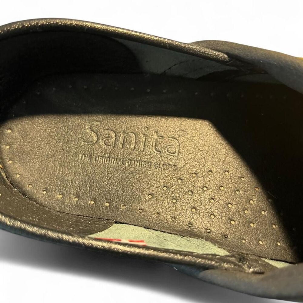 Sanita Danish Black Patent Leather Comfort Clogs Women Size 37 - Picture 3 of 7